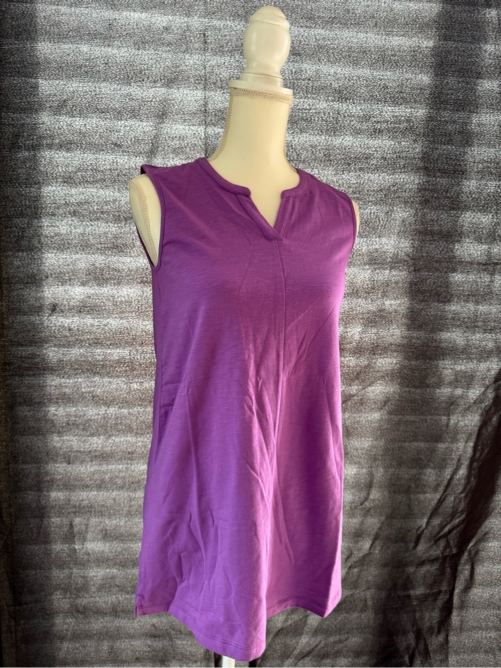 Essentials Sleeveless Notch-Neck Tank in Purple